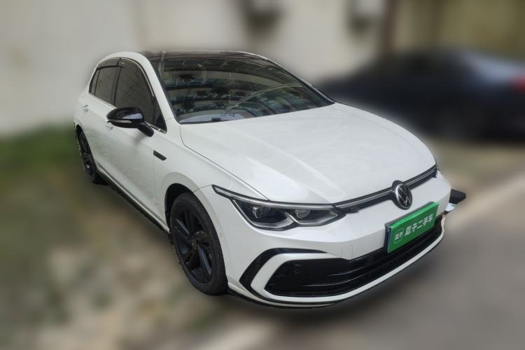 Used Volkswagen Golf 2021 280TSI DSG R-Line Front Right 45 Deg