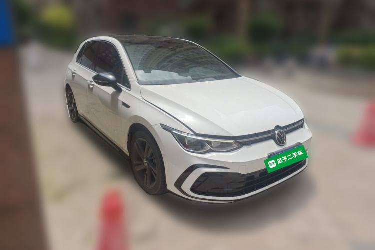 Used Volkswagen Golf 2021 280TSI DSG Pro Front Right 45 Deg