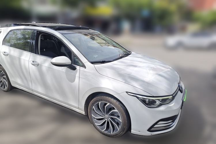 Used Volkswagen Golf 2021 280TSI DSG Pro Front Right 45 Deg