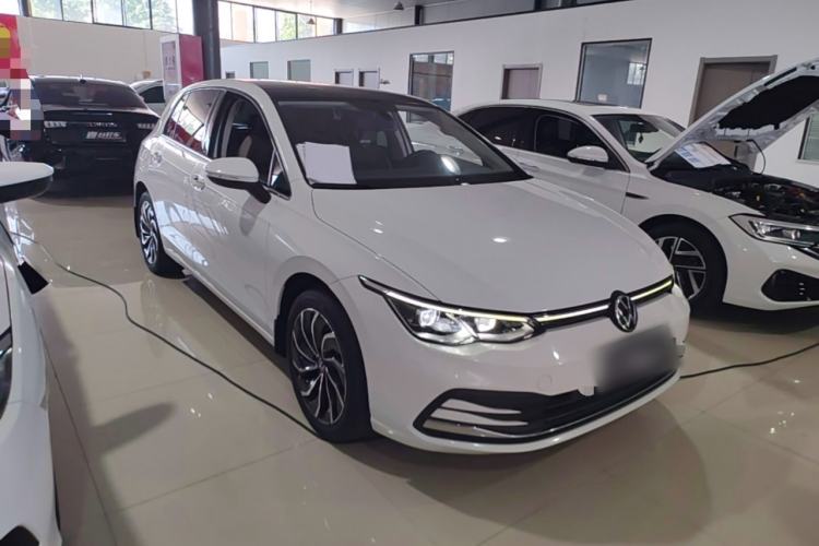 Used Volkswagen Golf 2021 280TSI DSG Pro Front Right 45 Deg