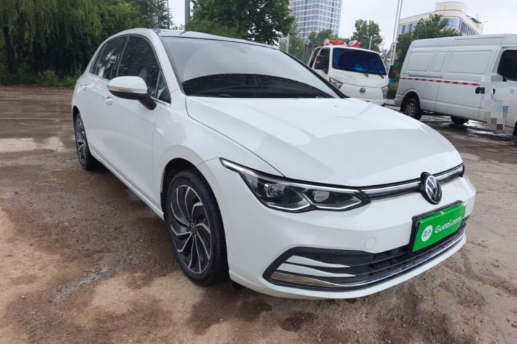 Used Volkswagen Golf 2021 280TSI DSG Pro Front Right 45 Deg