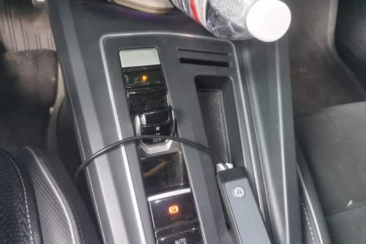 Used Volkswagen Golf 2021 280TSI DSG R-Line Gear Lever