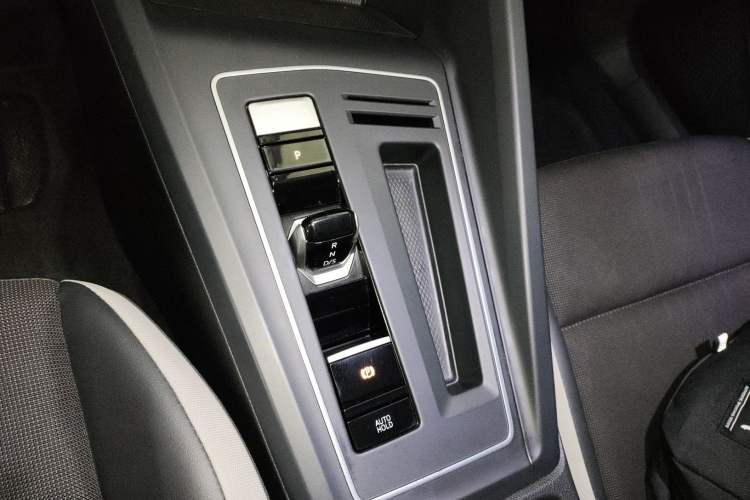 Used Volkswagen Golf 2021 280TSI DSG Pro Gear Lever