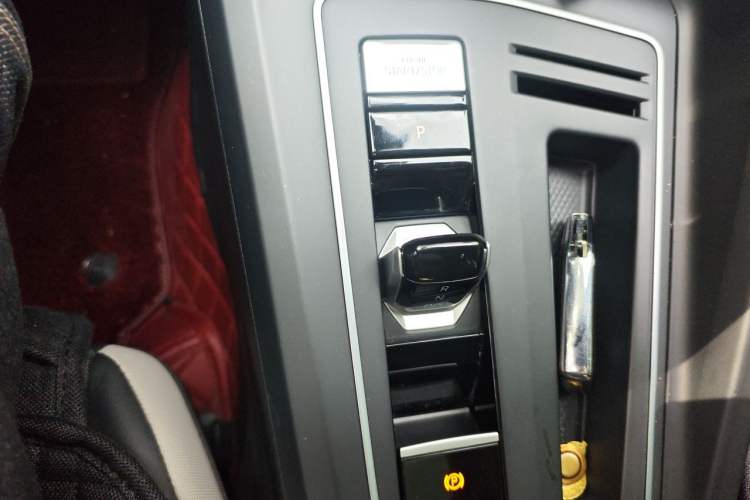 Used Volkswagen Golf 2021 280TSI DSG 30th Anniversary Edition Gear Lever