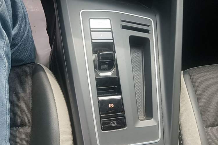 Used Volkswagen Golf 2021 280TSI DSG Pro Gear Lever