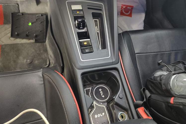 Used Volkswagen Golf 2021 280TSI DSG Pro First Edition Gear Lever