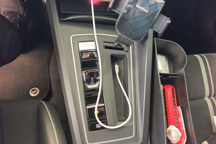 Used Volkswagen Golf 2021 280TSI DSG R-Line Gear Lever
