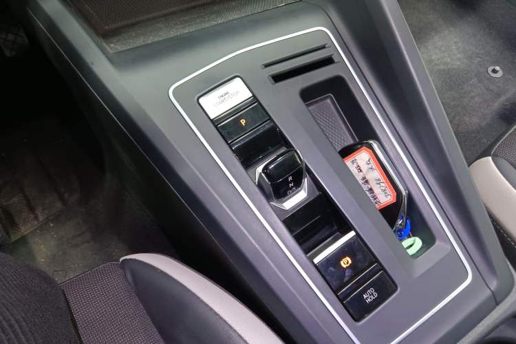 Used Volkswagen Golf 2021 280TSI DSG Pro Gear Lever