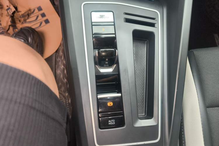 Used Volkswagen Golf 2021 280TSI DSG Pro Gear Lever