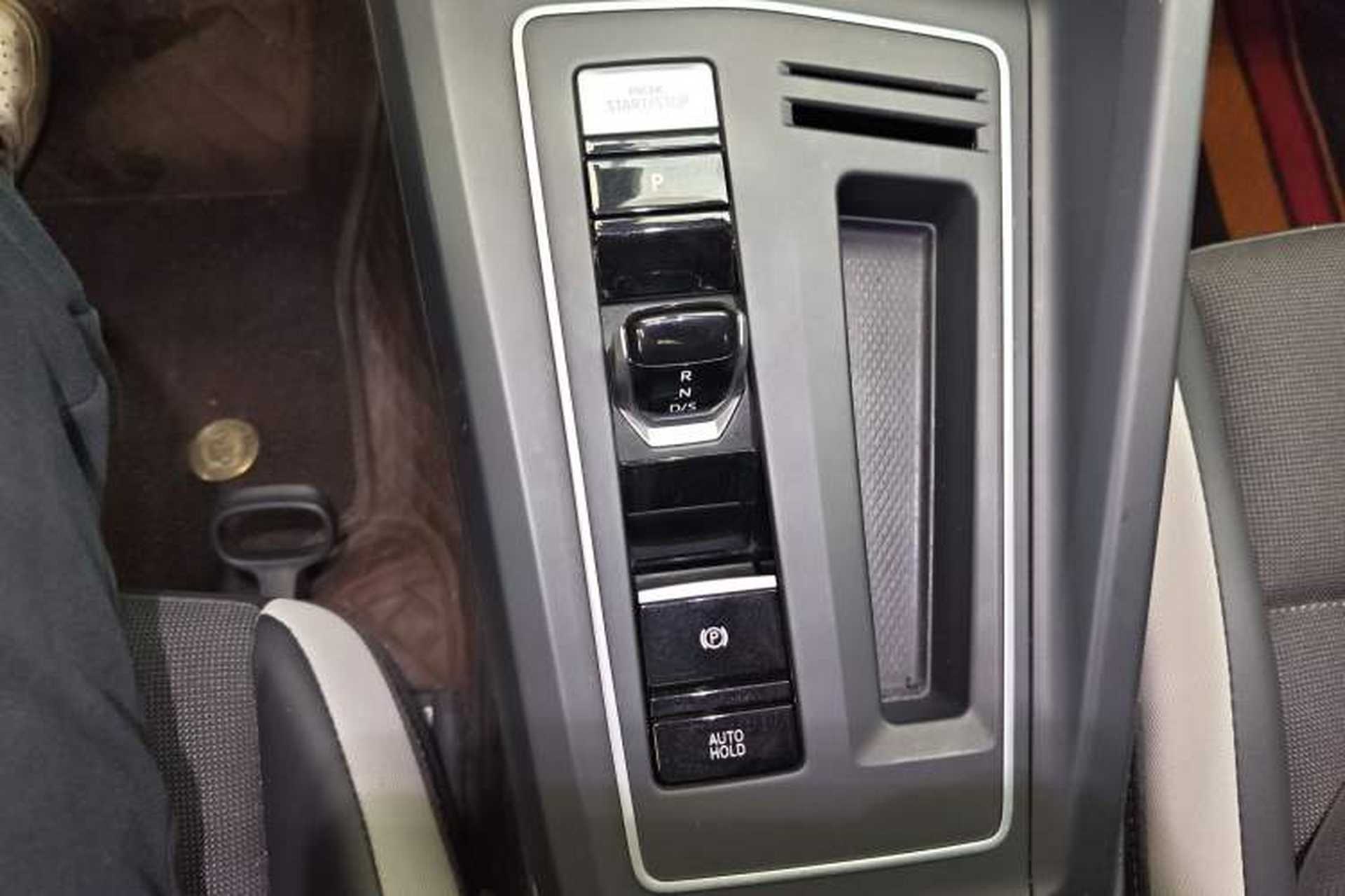 Used Volkswagen Golf 2021 280TSI DSG Pro Gear Lever