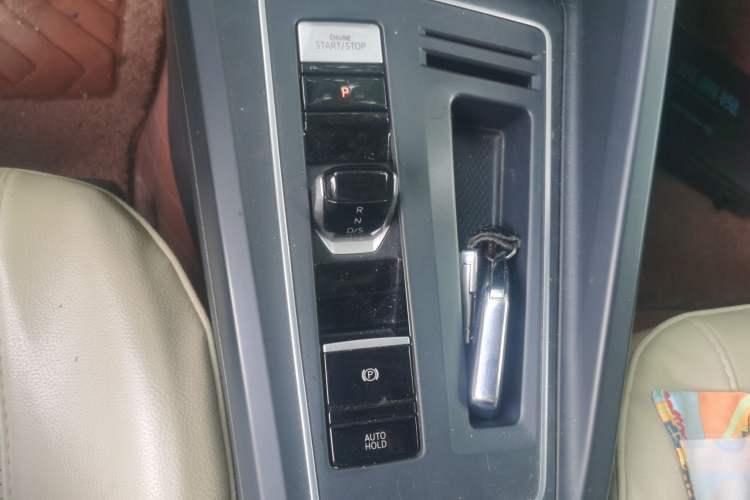 Used Volkswagen Golf 2021 280TSI DSG Pro Gear Lever