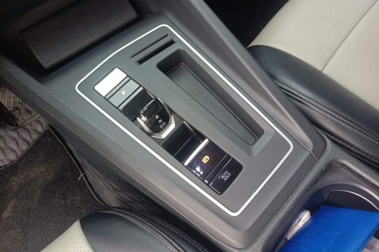 Used Volkswagen Golf 2021 280TSI DSG Pro Gear Lever