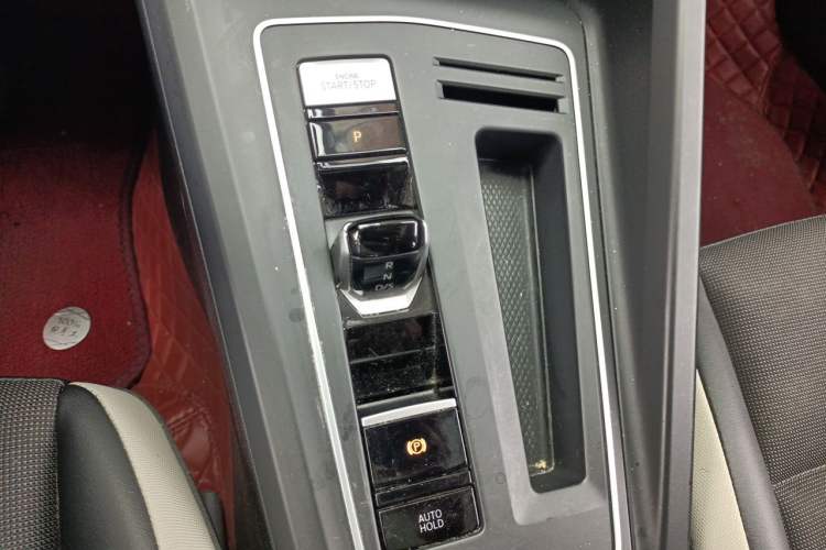 Used Volkswagen Golf 2021 280TSI DSG Pro Gear Lever