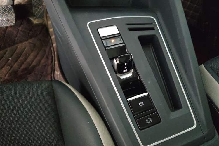 Used Volkswagen Golf 2021 280TSI DSG Pro Gear Lever