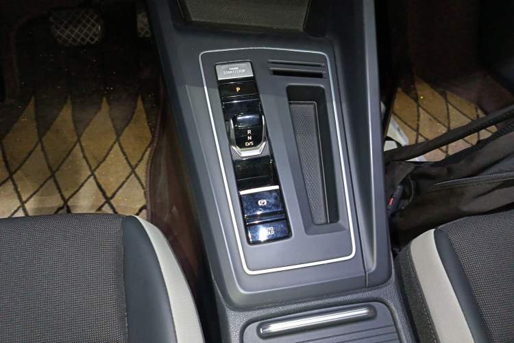 Used Volkswagen Golf 2021 280TSI DSG Pro Gear Lever