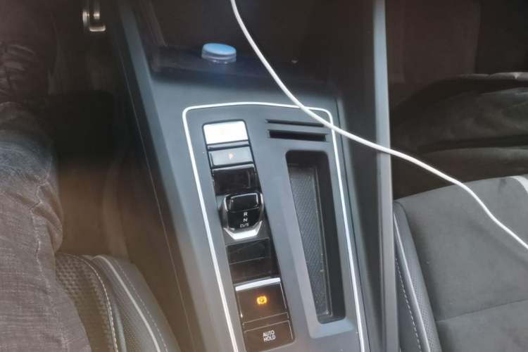 Used Volkswagen Golf 2021 280TSI DSG R-Line Gear Lever