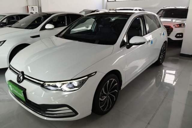 Ojetý Volkswagen Golf 2021 280TSI DSG Pro First Edition