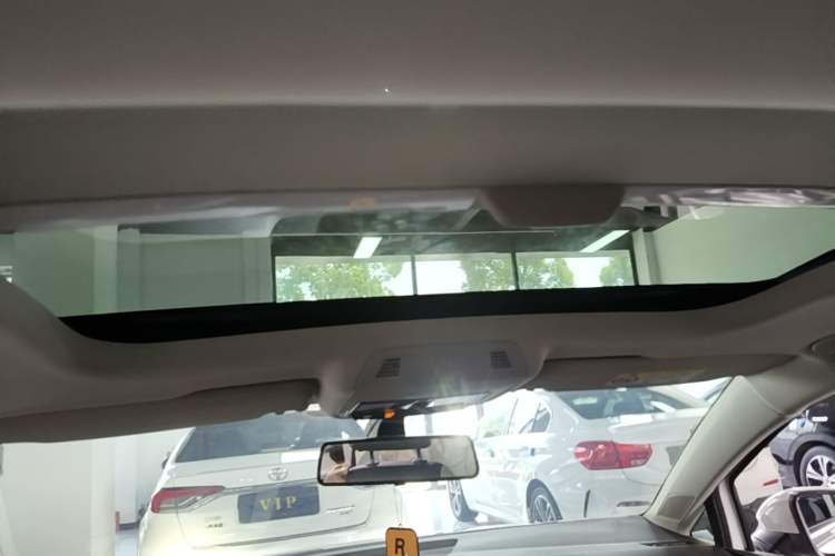 Used Volkswagen Golf 2021 280TSI DSG Pro First Edition Headliner