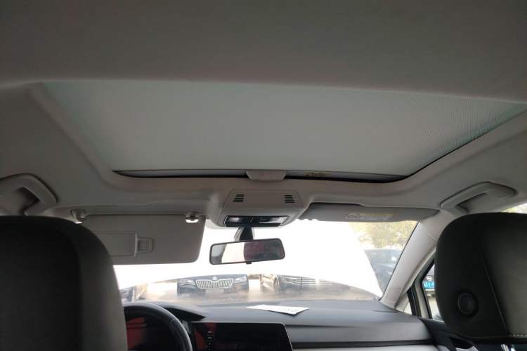 Used Volkswagen Golf 2021 280TSI DSG 30th Anniversary Edition Headliner