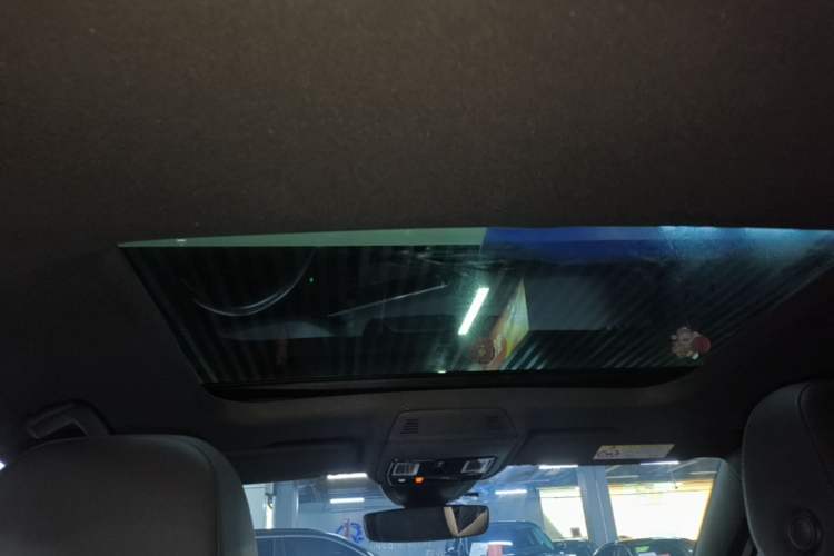 Used Volkswagen Golf 2021 280TSI DSG R-Line Headliner