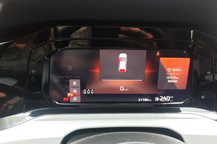 Used Volkswagen Golf 2021 280TSI DSG 30th Anniversary Edition Instrument Cluster