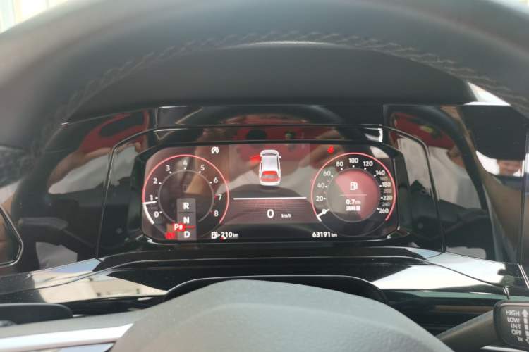 Used Volkswagen Golf 2021 280TSI DSG R-Line Instrument Cluster