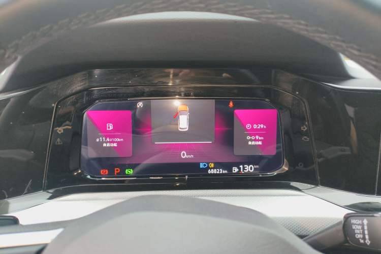 Used Volkswagen Golf 2021 280TSI DSG Pro Instrument Cluster