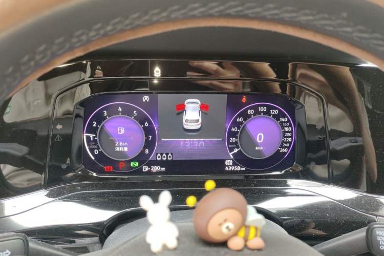 Used Volkswagen Golf 2021 280TSI DSG R-Line Instrument Cluster