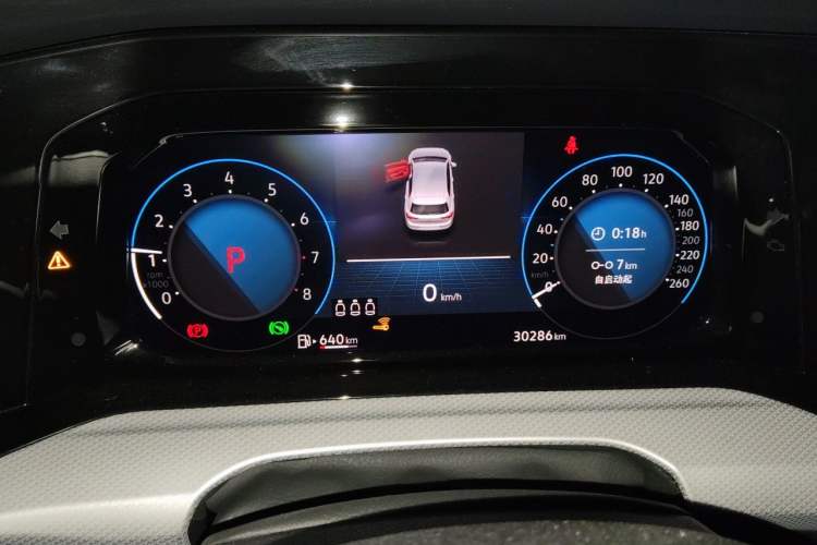 Used Volkswagen Golf 2021 280TSI DSG R-Line Instrument Cluster