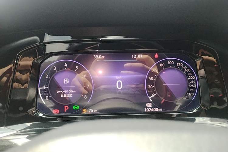 Used Volkswagen Golf 2021 280TSI DSG R-Line Instrument Cluster