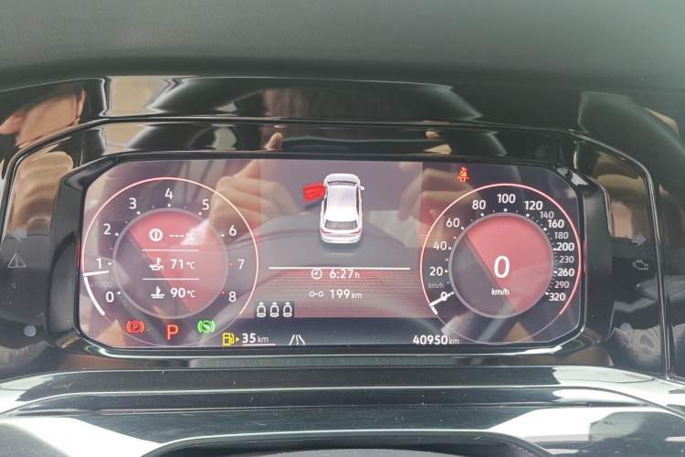 Used Volkswagen Golf 2021 280TSI DSG R-Line Instrument Cluster