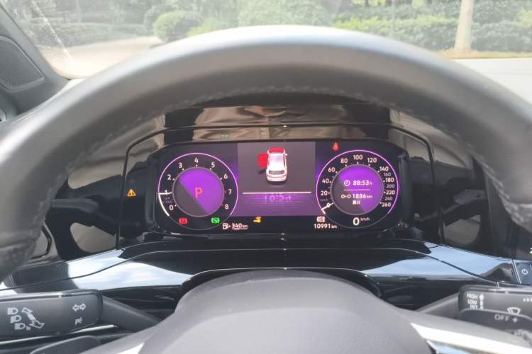 Used Volkswagen Golf 2021 280TSI DSG R-Line Instrument Cluster
