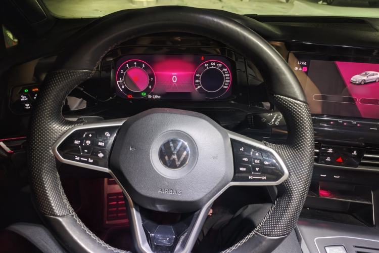Used Volkswagen Golf 2021 280TSI DSG R-Line Instrument Cluster