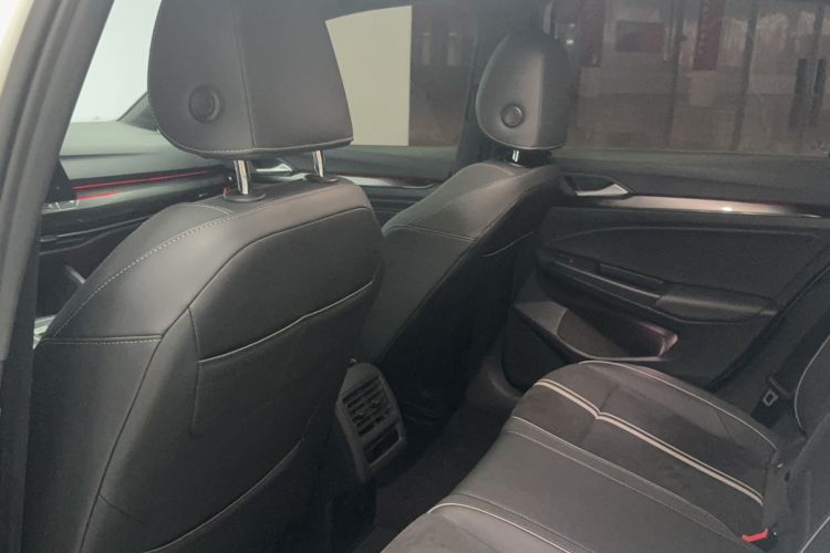Used Volkswagen Golf 2021 280TSI DSG R-Line Interior 1