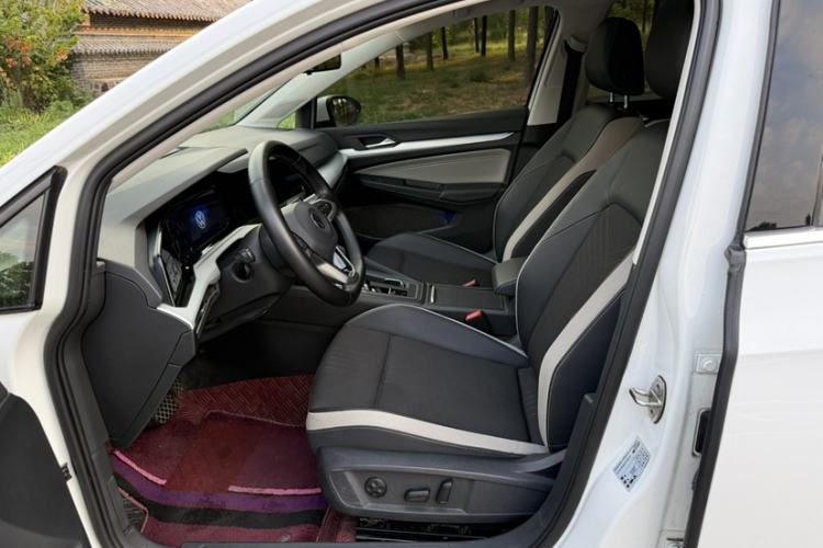 Used Volkswagen Golf 2021 280TSI DSG Pro Interior 1