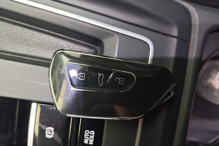 Used Volkswagen Golf 2021 280TSI DSG Pro Interior 1