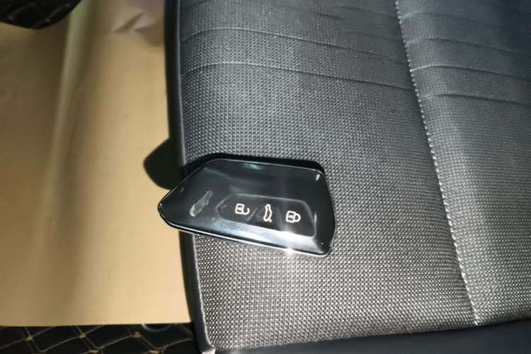 Used Volkswagen Golf 2021 280TSI DSG 30th Anniversary Edition Interior 1