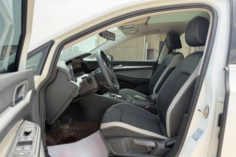 Used Volkswagen Golf 2021 280TSI DSG Pro Interior 1