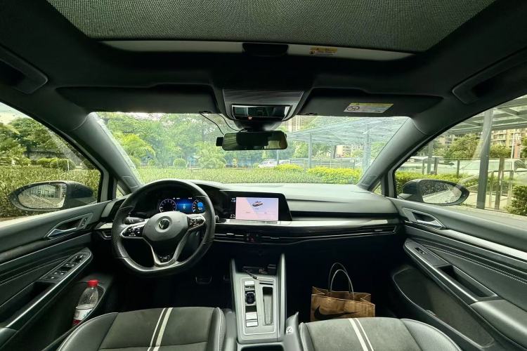 Used Volkswagen Golf 2021 280TSI DSG 30th Anniversary Edition Interior 1