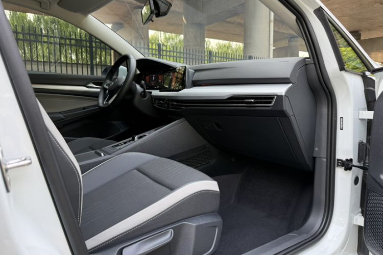 Used Volkswagen Golf 2021 280TSI DSG Pro Interior 12
