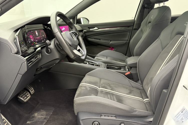 Used Volkswagen Golf 2021 280TSI DSG R-Line Interior 2