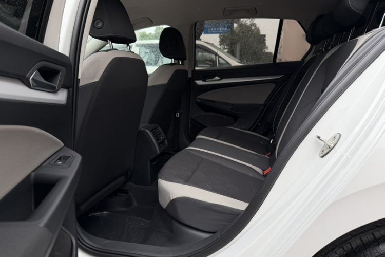 Used Volkswagen Golf 2021 200TSI DSG Interior 2