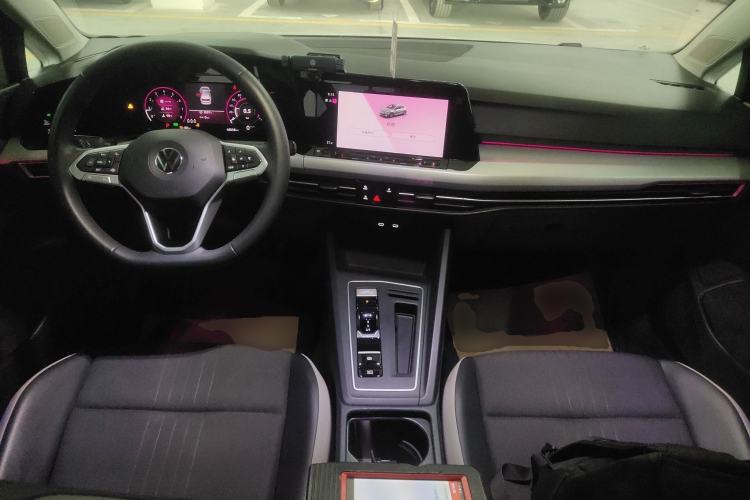 Used Volkswagen Golf 2021 280TSI DSG Pro Interior 2