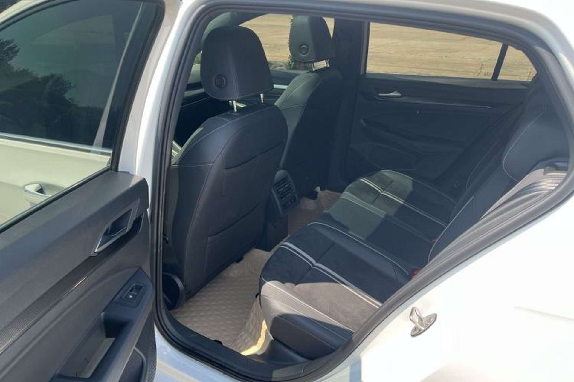 Used Volkswagen Golf 2021 280TSI DSG R-Line Interior 3
