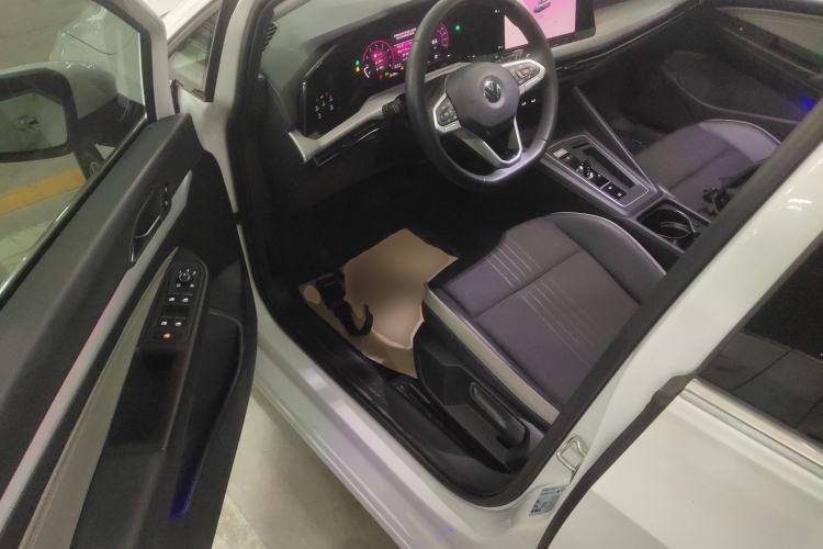 Used Volkswagen Golf 2021 280TSI DSG Pro Interior 3