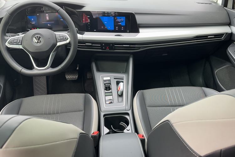 Used Volkswagen Golf 2021 280TSI DSG Pro Interior 3