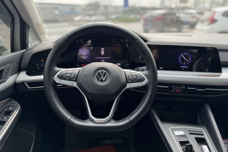 Used Volkswagen Golf 2021 280TSI DSG Pro Interior 3