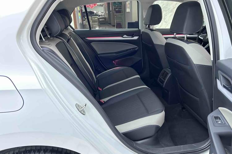 Used Volkswagen Golf 2021 280TSI DSG Pro Interior 4