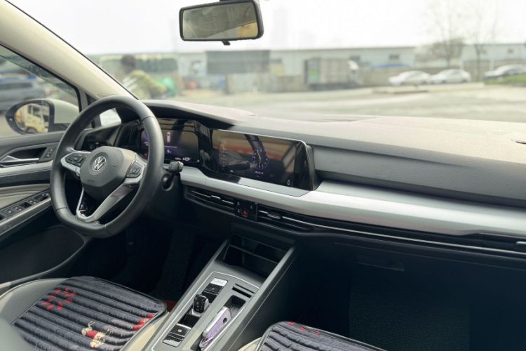 Used Volkswagen Golf 2021 280TSI DSG Pro Interior 5