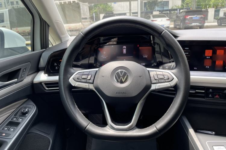 Used Volkswagen Golf 2021 280TSI DSG 30th Anniversary Edition Interior 5